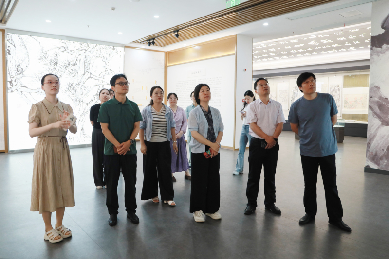中陶会生活美育专委会赴镇江开展...