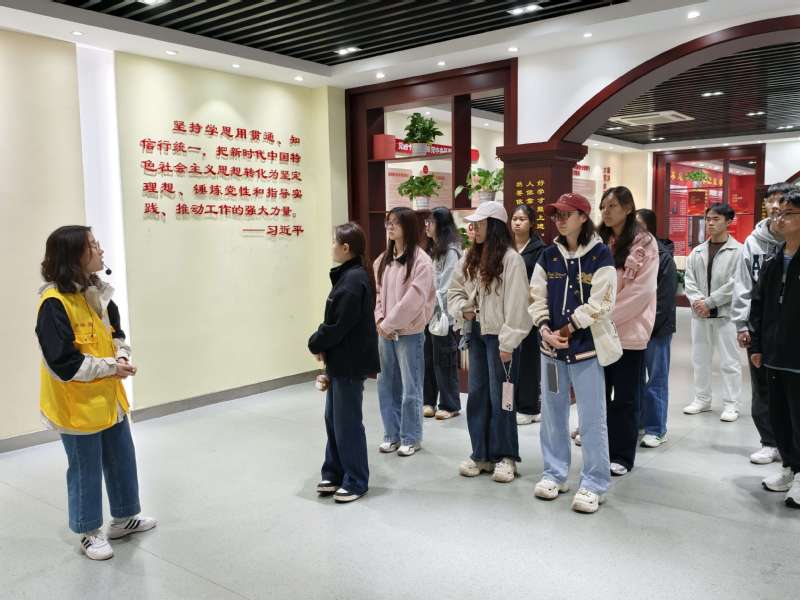 陶行知基层治理学院赴仙林党群服...